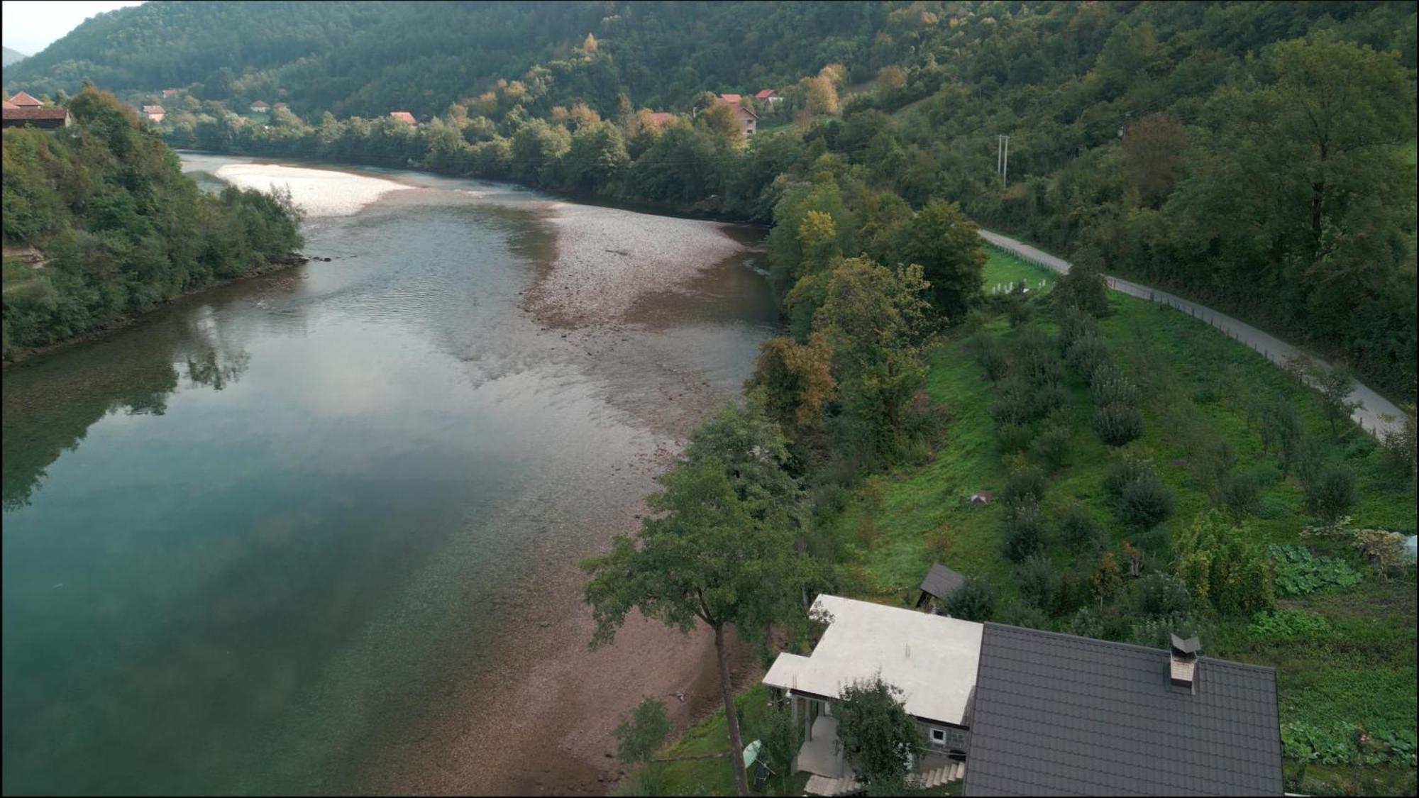 Vikendica Pored Drine Foca Handici Cameră foto