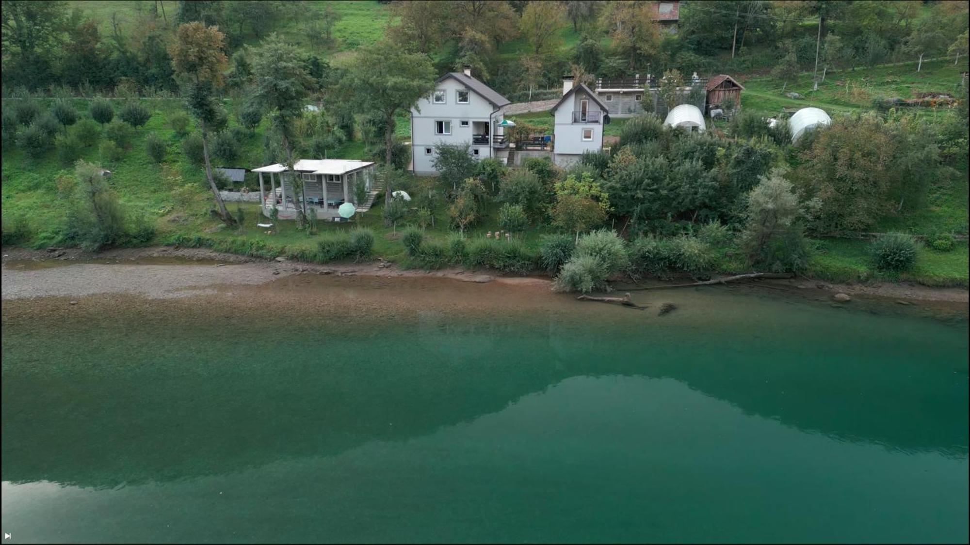 Vikendica Pored Drine Foca Handici Cameră foto
